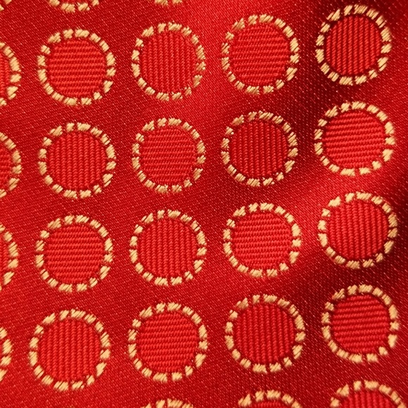 Red Pattern Neck Tie - Picture 3 of 3